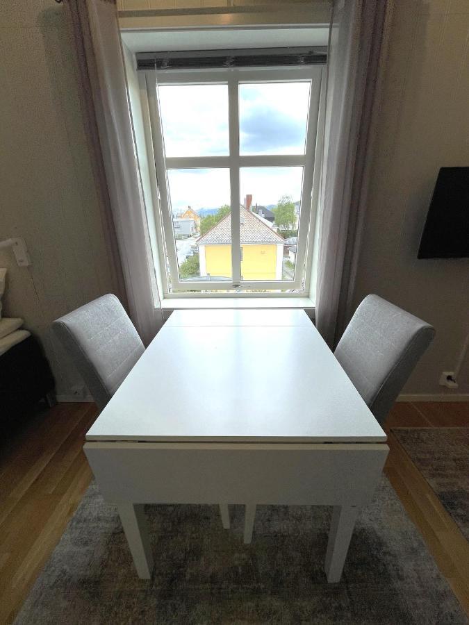 Presttind - Studio Apartment With Free Parking Нарвик Екстериор снимка